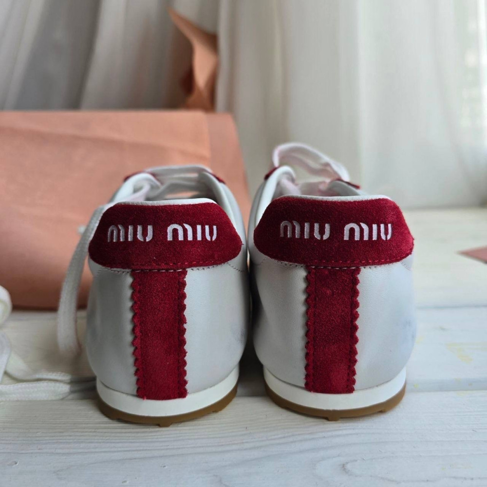 Кроссовки женские красные купить в Интернет-магазине Садовод База - цена 14000 руб Садовод интернет-каталог