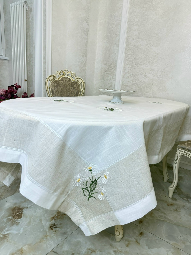 Скатерть льняная в классическом стиле с вышитым цветочным принтом купить в Интернет-магазине Садовод База - цена 1300 руб Садовод интернет-каталог