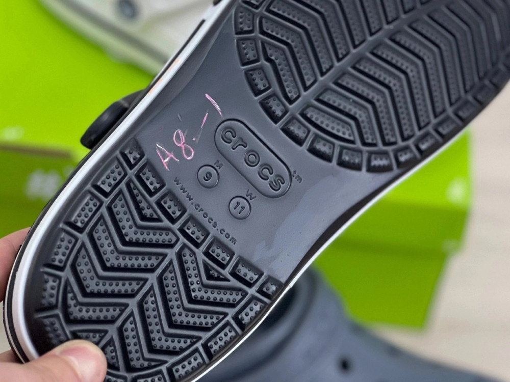 Crocs купить в Интернет-магазине Садовод База - цена 1300 руб Садовод интернет-каталог