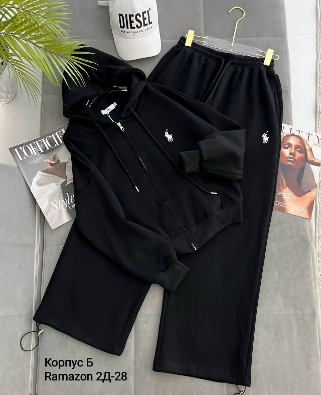 Женский костюм черный