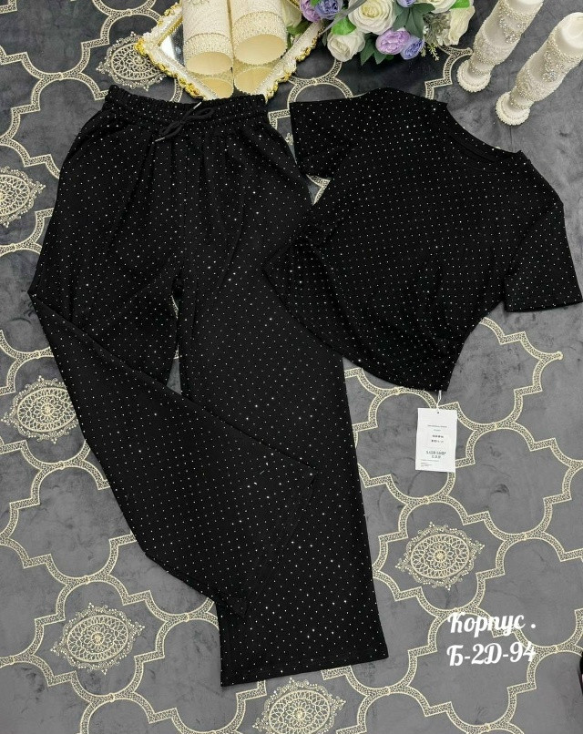 Костюм, в котором ощущается весь спектр удовольствия и комфорта от образа. Подготовиться к лету заранее можно вместе с купить в Интернет-магазине Садовод База - цена 2000 руб Садовод интернет-каталог