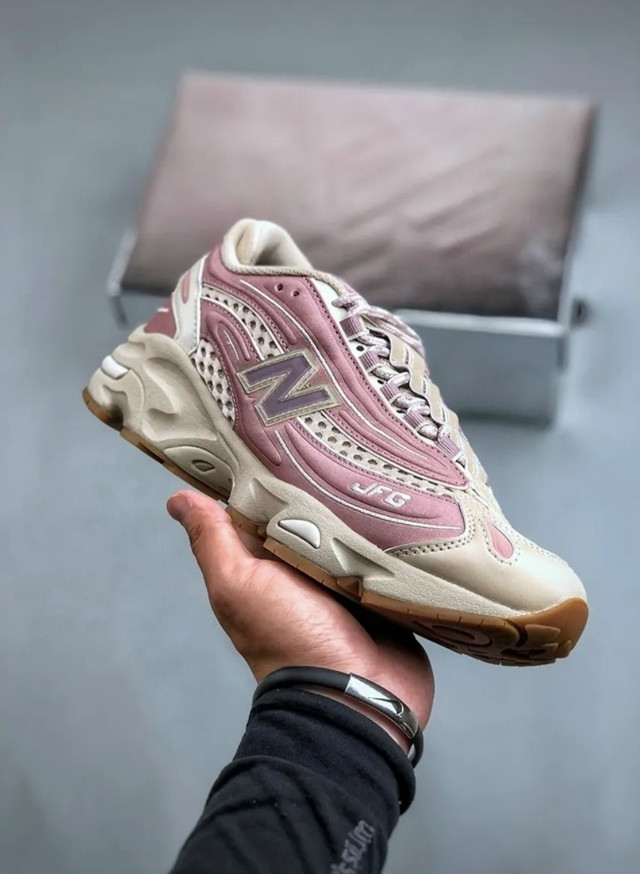 Кроссовки, кожа купить в Интернет-магазине Садовод База - цена 1500 руб Садовод интернет-каталог