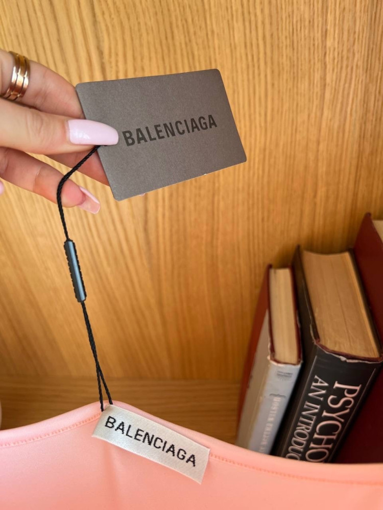 ⚜️ Эффектное платье в стиле skims от Balenciaga купить в Интернет-магазине Садовод База - цена 1400 руб Садовод интернет-каталог