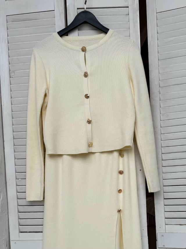 Женский костюм молочный купить в Интернет-магазине Садовод База - цена 2200 руб Садовод интернет-каталог