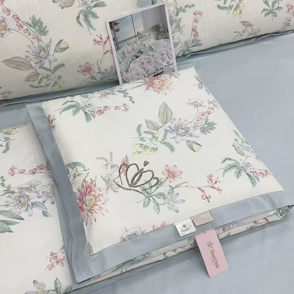 Комплект постельного белья с готовым одеялом  от бренда купить в Интернет-магазине Садовод База - цена 3900 руб Садовод интернет-каталог