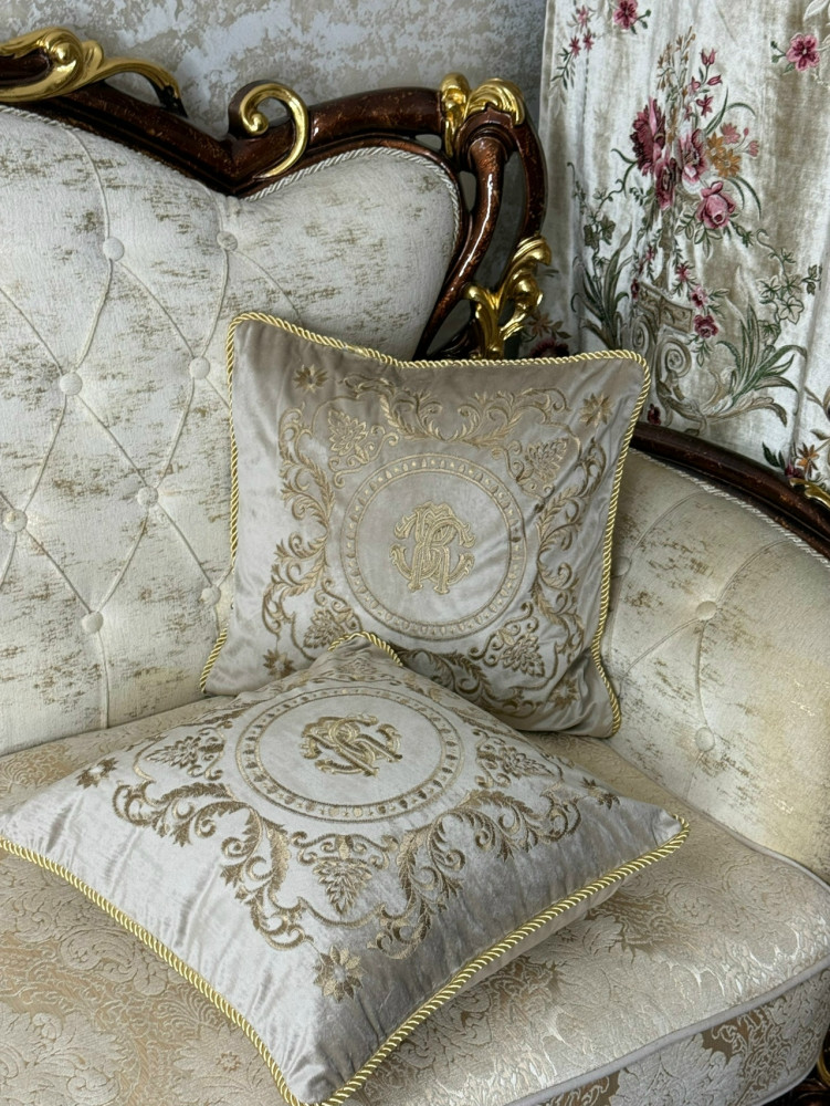 Наволочки декоративные с вышивкой купить в Интернет-магазине Садовод База - цена 1000 руб Садовод интернет-каталог