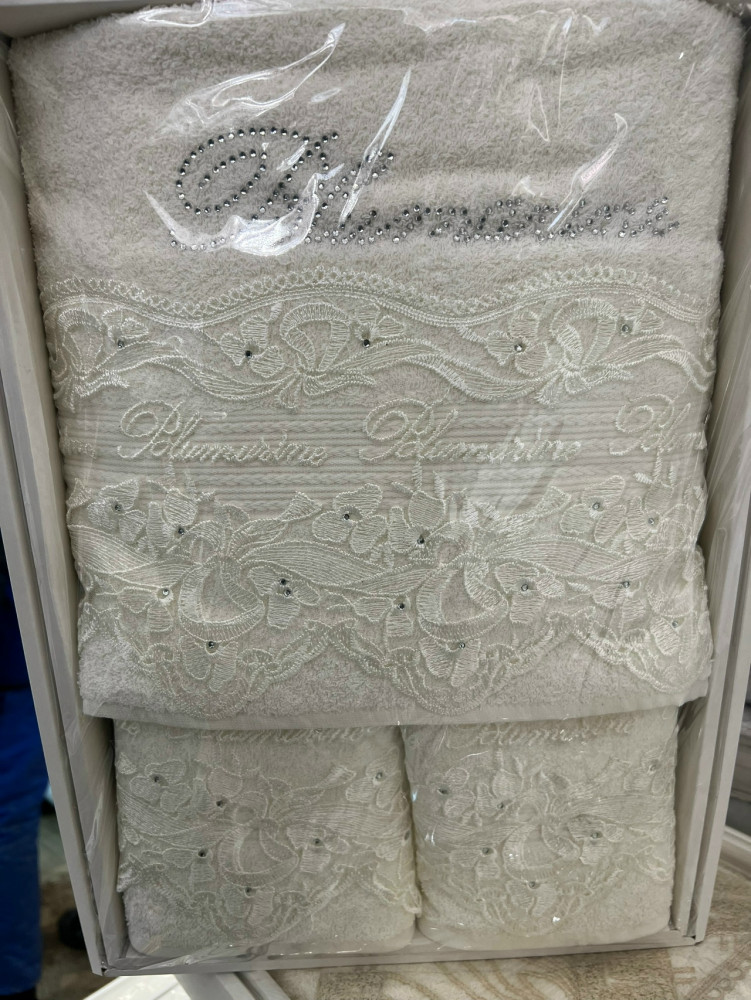 Полотенца в подарочной коробке купить в Интернет-магазине Садовод База - цена 1600 руб Садовод интернет-каталог