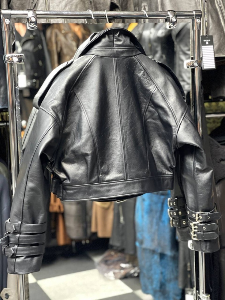Куртка женская черная купить в Интернет-магазине Садовод База - цена 22000 руб Садовод интернет-каталог