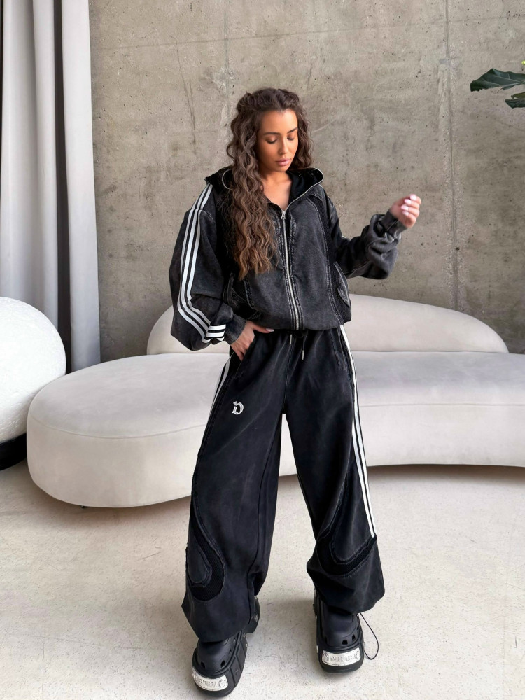 Женский костюм темно-серый