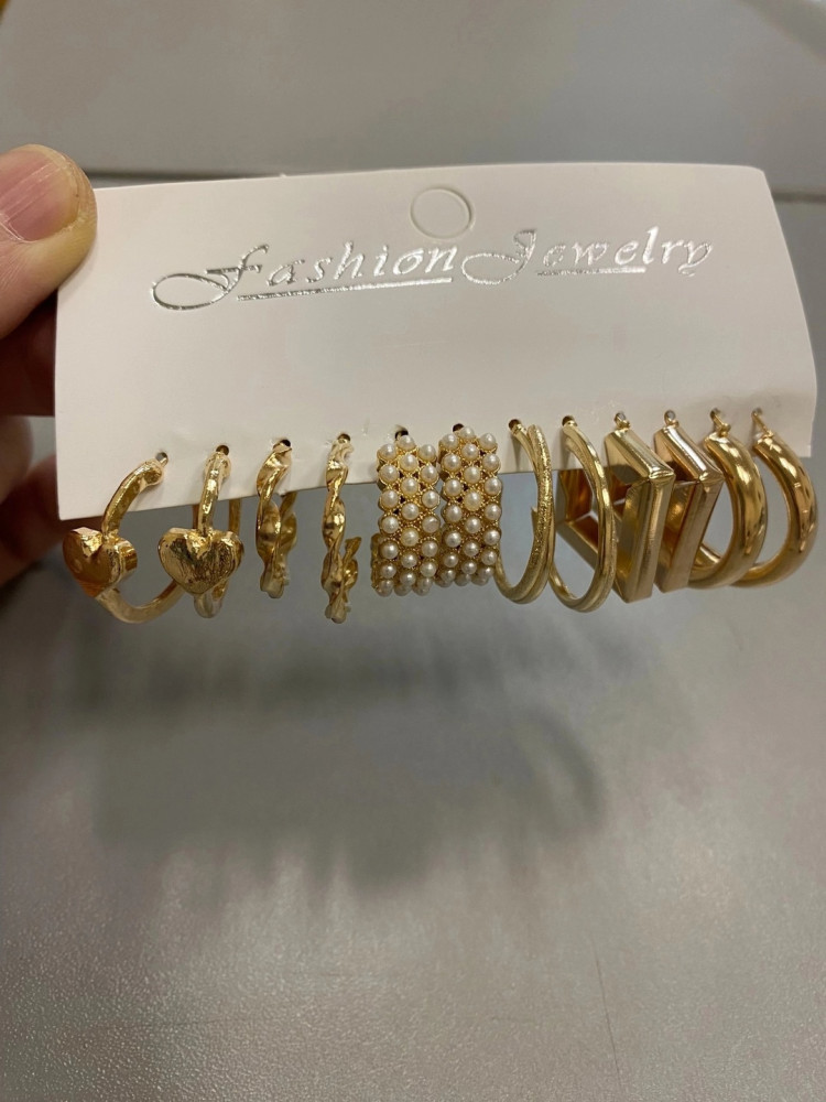 Набор серёжек 6 пар 🌸😊 купить в Интернет-магазине Садовод База - цена 350 руб Садовод интернет-каталог
