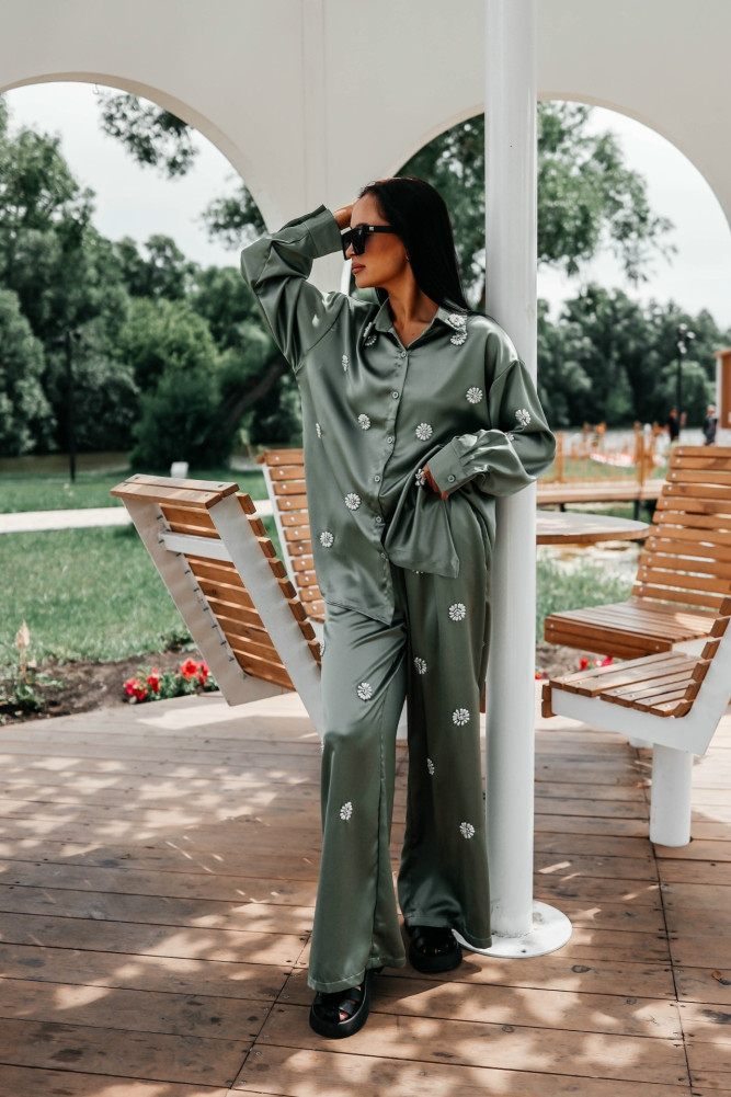 Женский костюм зеленый купить в Интернет-магазине Садовод База - цена 2600 руб Садовод интернет-каталог