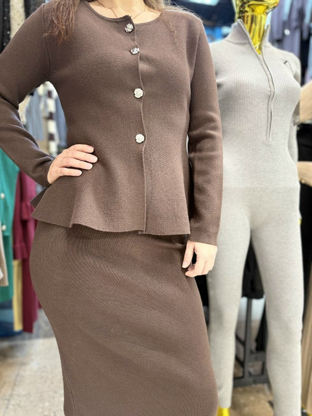 Женский костюм коричневый купить в Интернет-магазине Садовод База - цена 2400 руб Садовод интернет-каталог