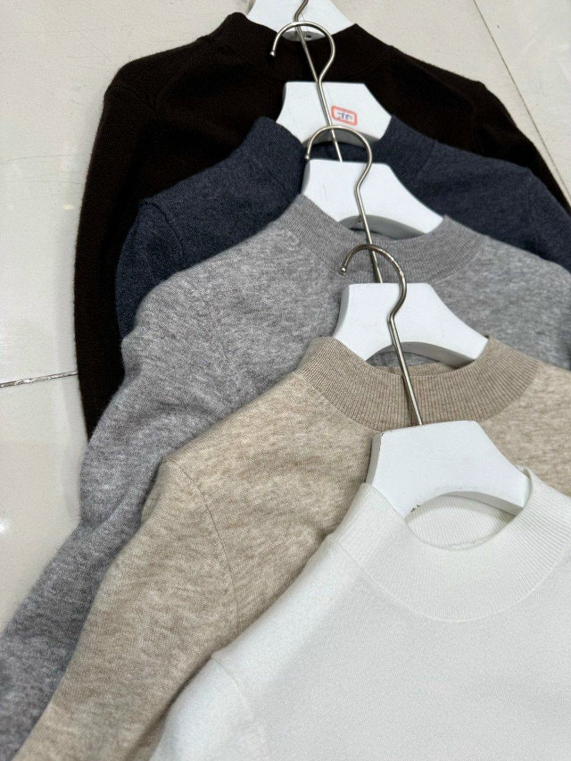 Свитер женский темно-синий купить в Интернет-магазине Садовод База - цена 1000 руб Садовод интернет-каталог