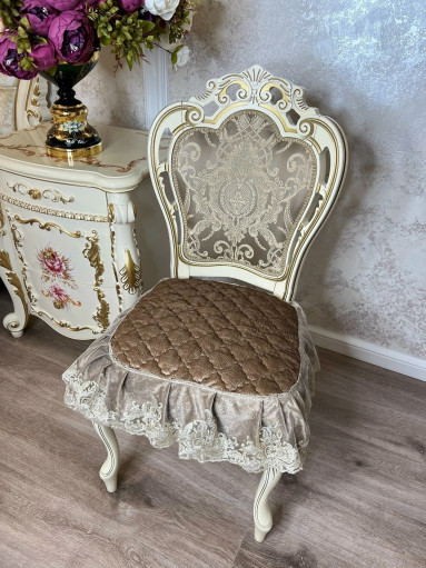 Сидушки на стулья на прорезиненной основе с завязками к спинке стула САДОВОД официальный интернет-каталог