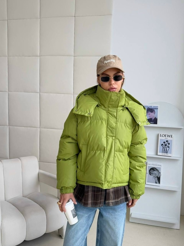 Куртка женская зеленая купить в Интернет-магазине Садовод База - цена 2700 руб Садовод интернет-каталог