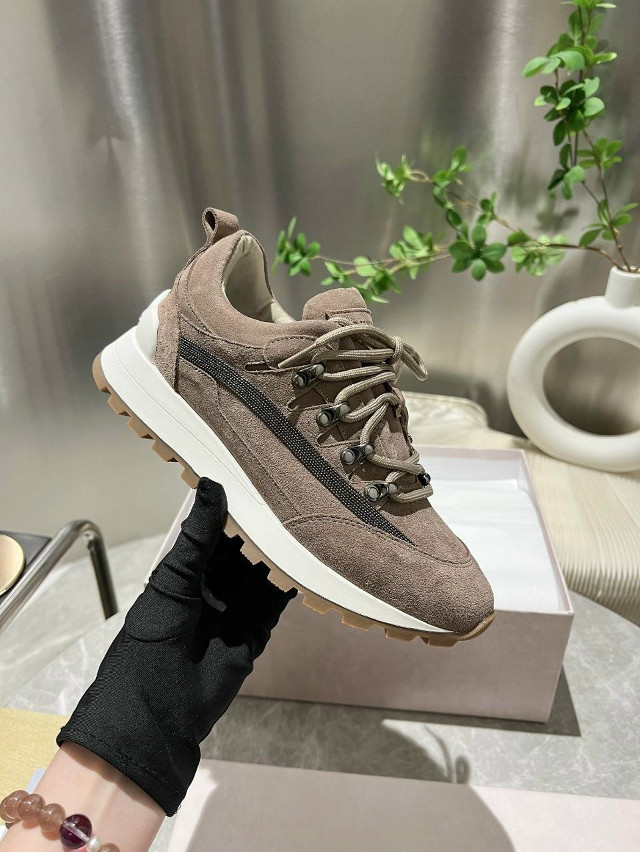 Кроссовки женские коричневые