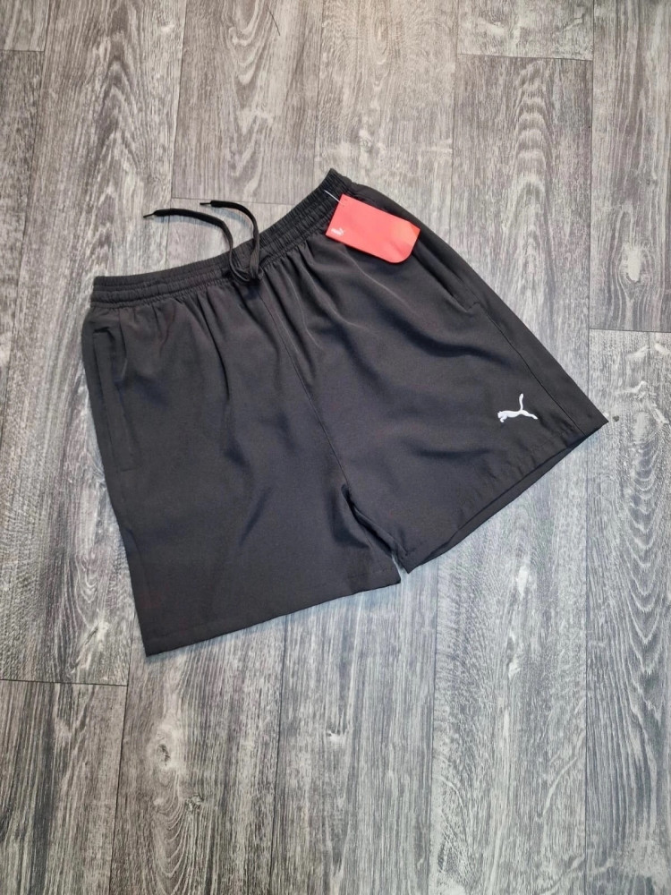 Мужские шорты черные