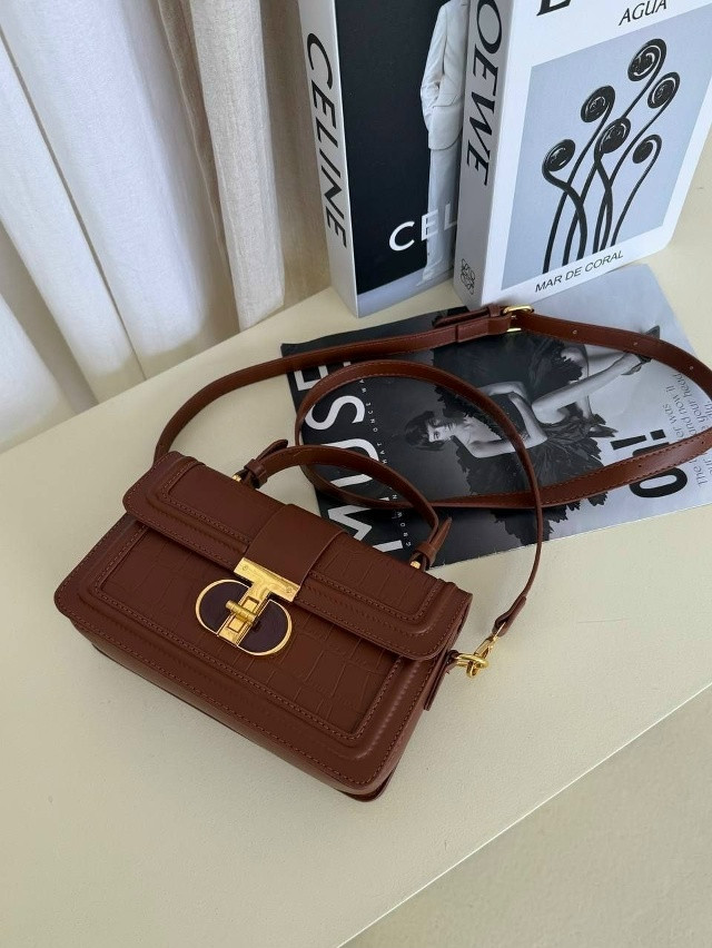 Сумка коричневая купить в Интернет-магазине Садовод База - цена 1200 руб Садовод интернет-каталог