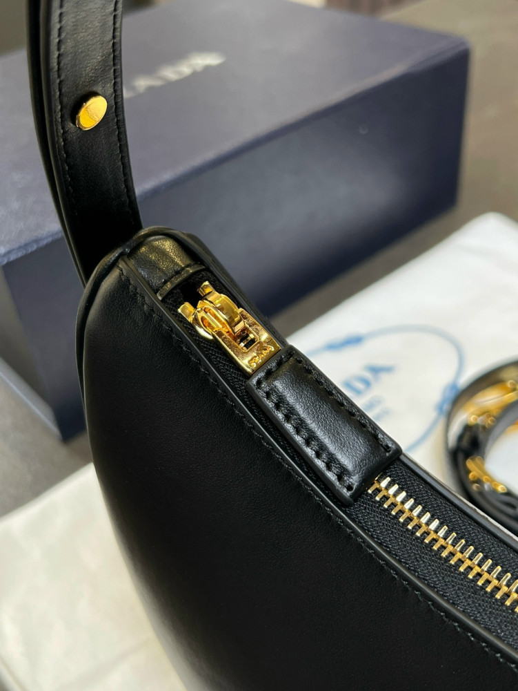 Сумка черная купить в Интернет-магазине Садовод База - цена 23000 руб Садовод интернет-каталог