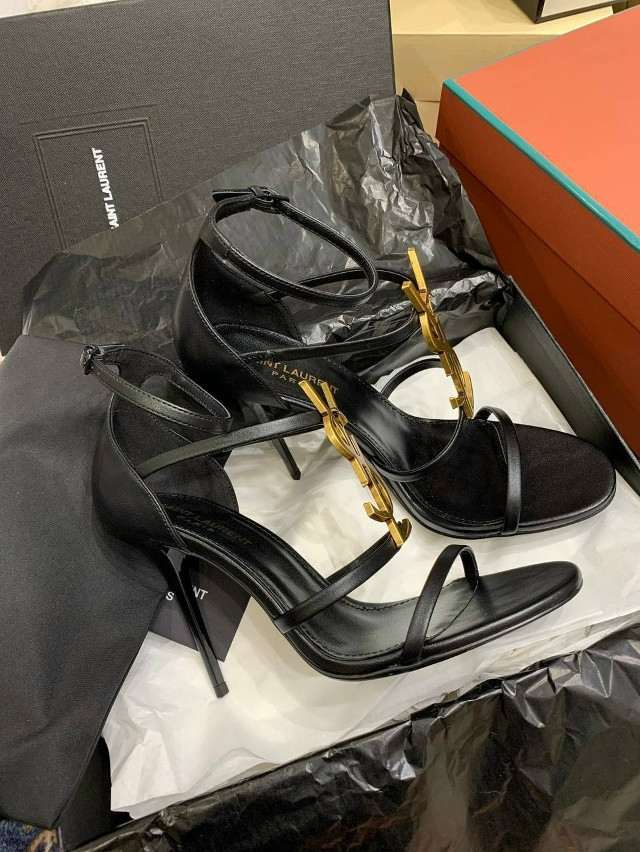 Босоножки женские черные купить в Интернет-магазине Садовод База - цена 14000 руб Садовод интернет-каталог