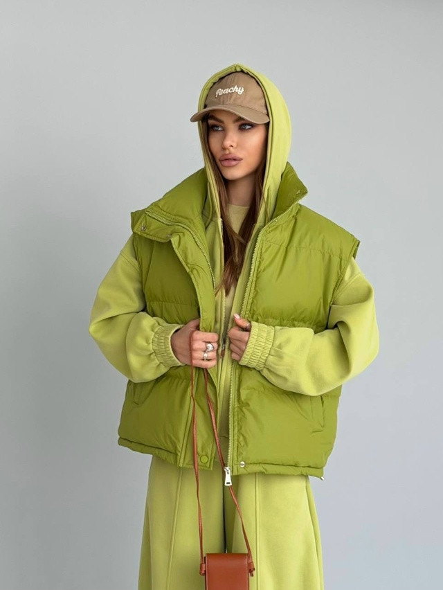 Жилетка женская зеленая купить в Интернет-магазине Садовод База - цена 1900 руб Садовод интернет-каталог