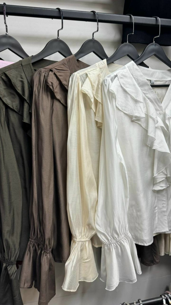 Женская рубашка белая