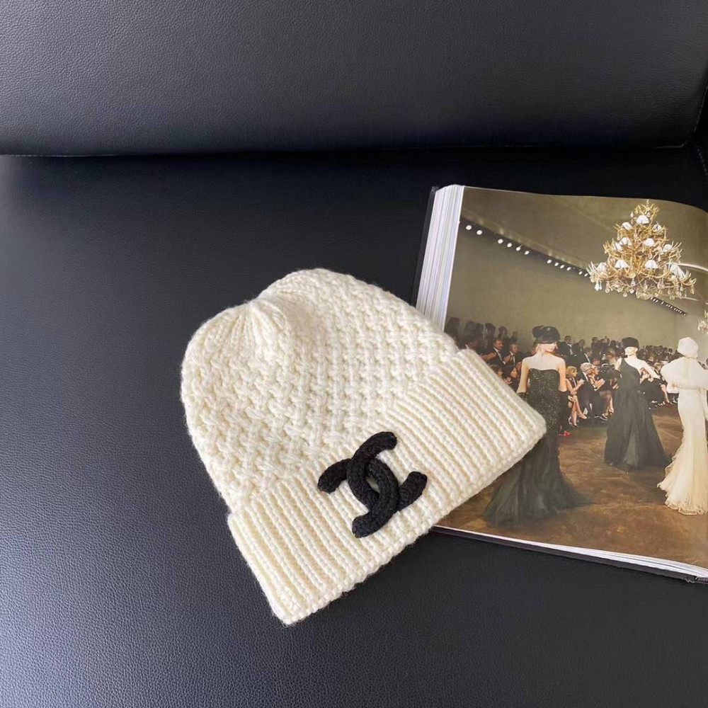 шапка купить в Интернет-магазине Садовод База - цена 12000 руб Садовод интернет-каталог