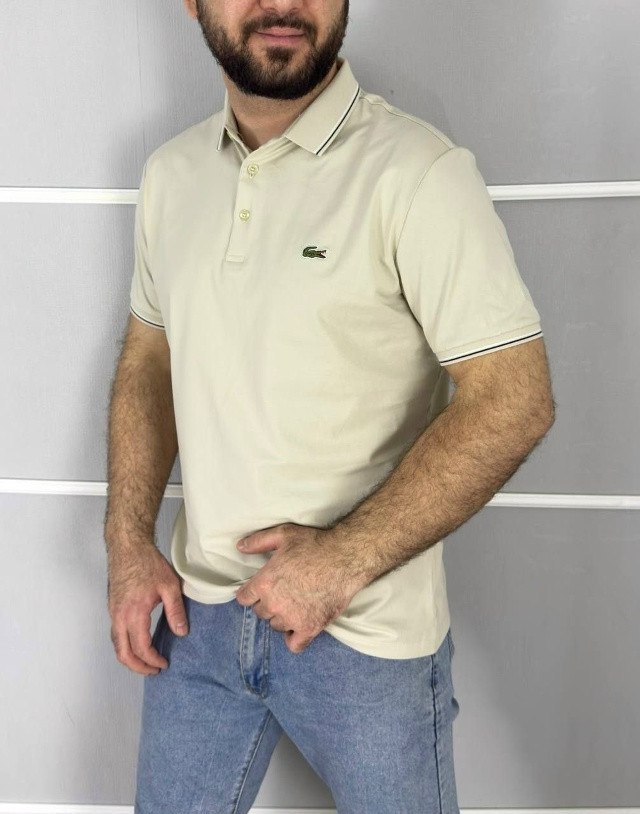 Мужская футболка молочная