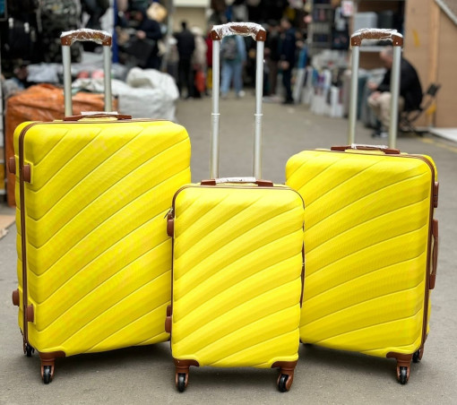 Оптом и в розница чемодан и сумки отправка по Россий. подробнее САДОВОД официальный интернет-каталог
