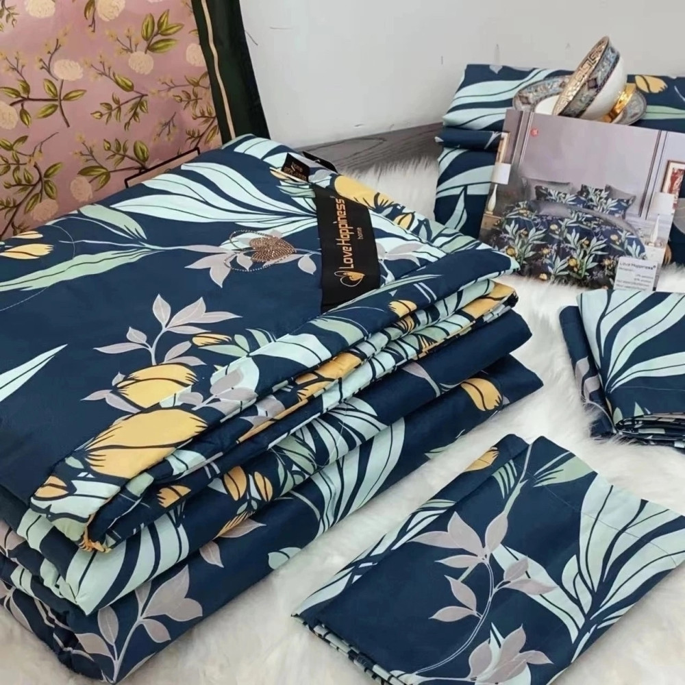 Семейный комплект постельного белья с готовым одеялом купить в Интернет-магазине Садовод База - цена 2600 руб Садовод интернет-каталог