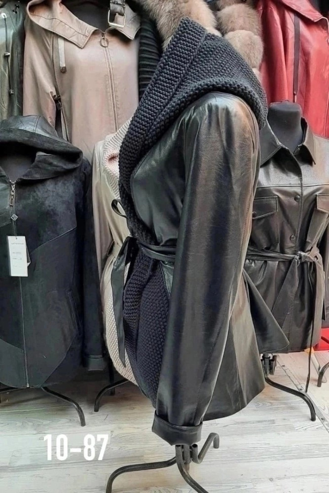 Куртка женская черная купить в Интернет-магазине Садовод База - цена 6499 руб Садовод интернет-каталог
