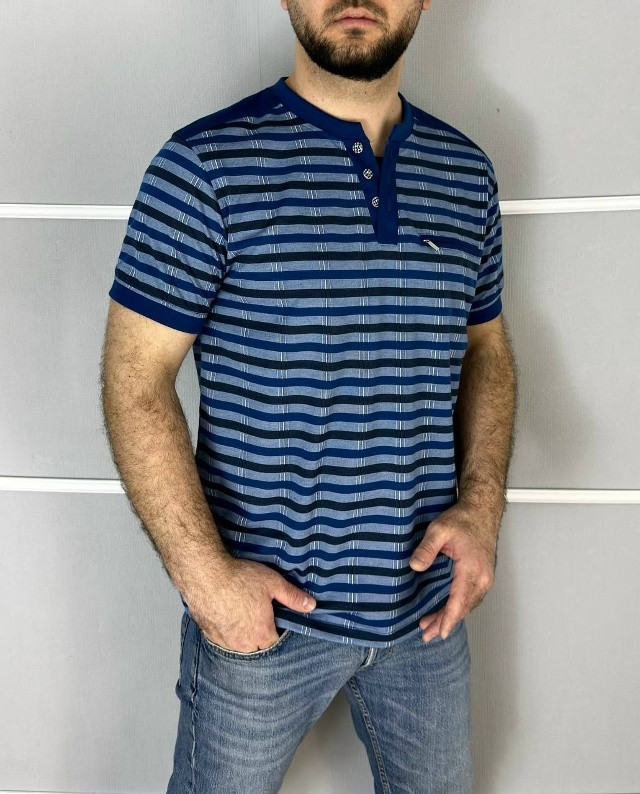 Мужская футболка синяя