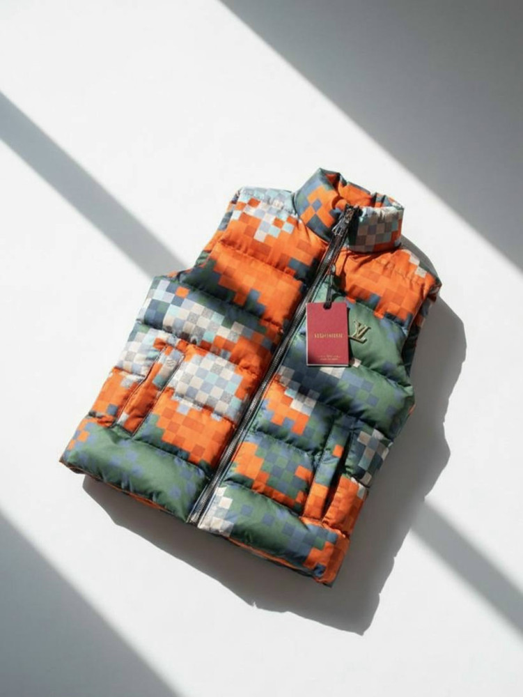 Жилетка хаки купить в Интернет-магазине Садовод База - цена 1899 руб Садовод интернет-каталог