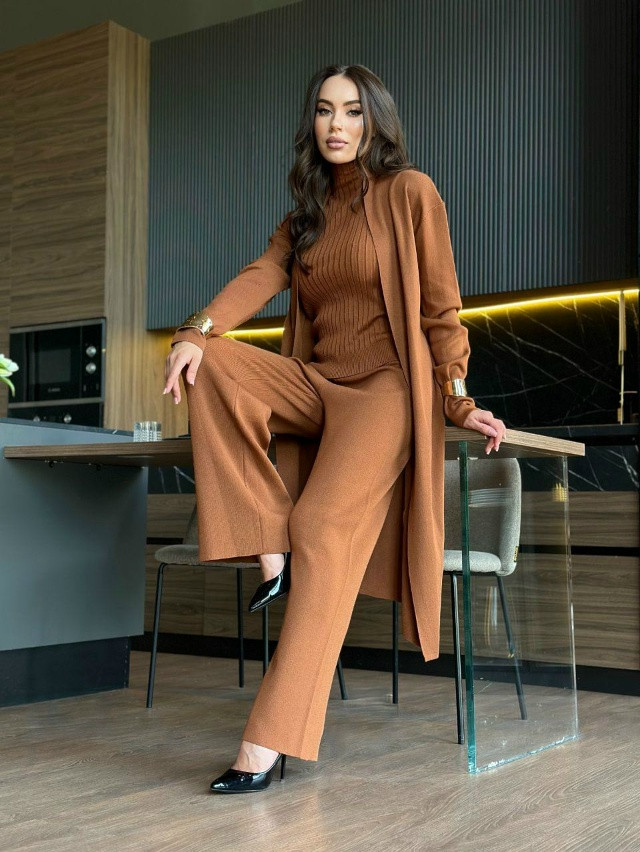 Женский костюм коричневый купить в Интернет-магазине Садовод База - цена 2250 руб Садовод интернет-каталог