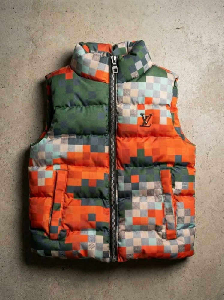 Жилетка хаки купить в Интернет-магазине Садовод База - цена 1899 руб Садовод интернет-каталог