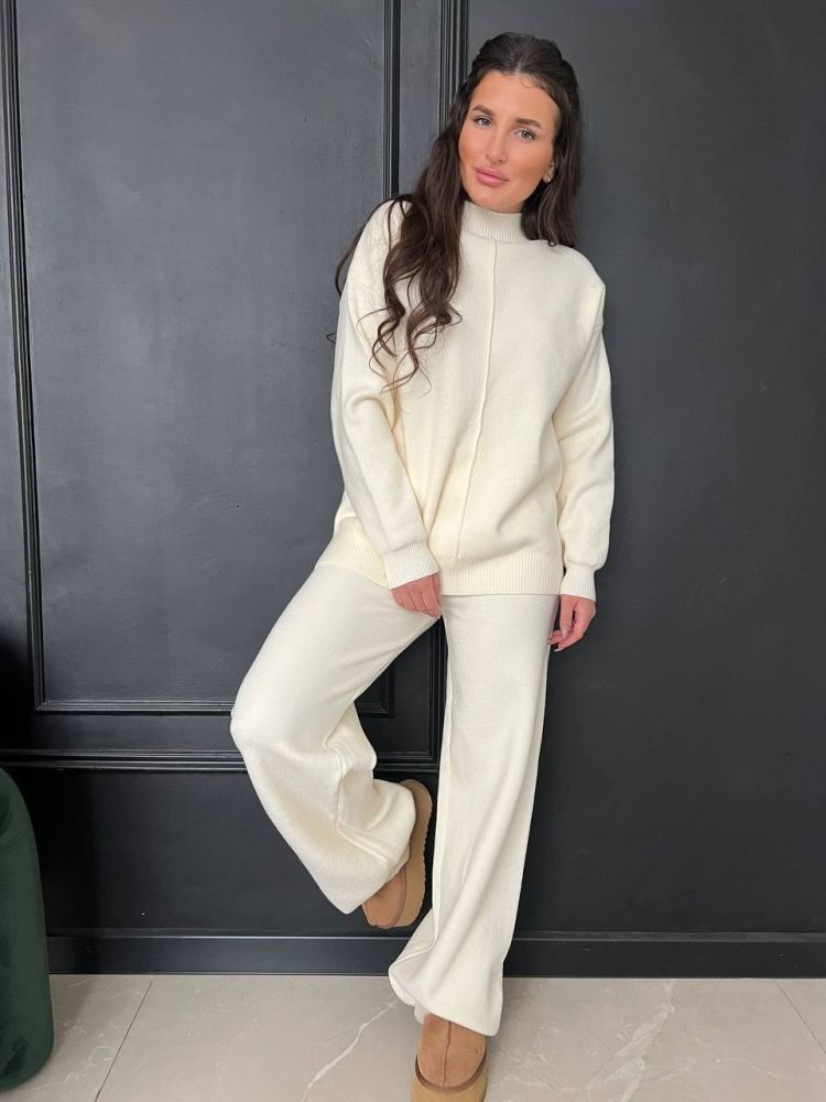 Женский костюм белый купить в Интернет-магазине Садовод База - цена 2400 руб Садовод интернет-каталог