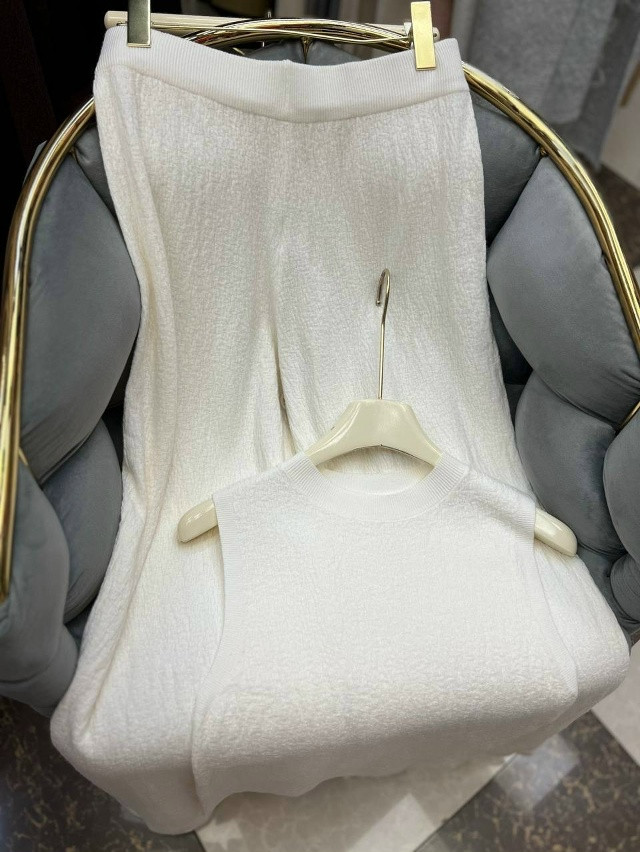 Костюм молочный купить в Интернет-магазине Садовод База - цена 3400 руб Садовод интернет-каталог