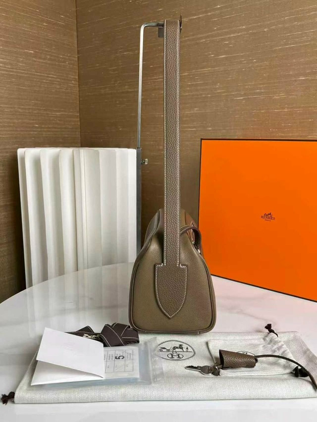 Сумка бежевая купить в Интернет-магазине Садовод База - цена 40000 руб Садовод интернет-каталог