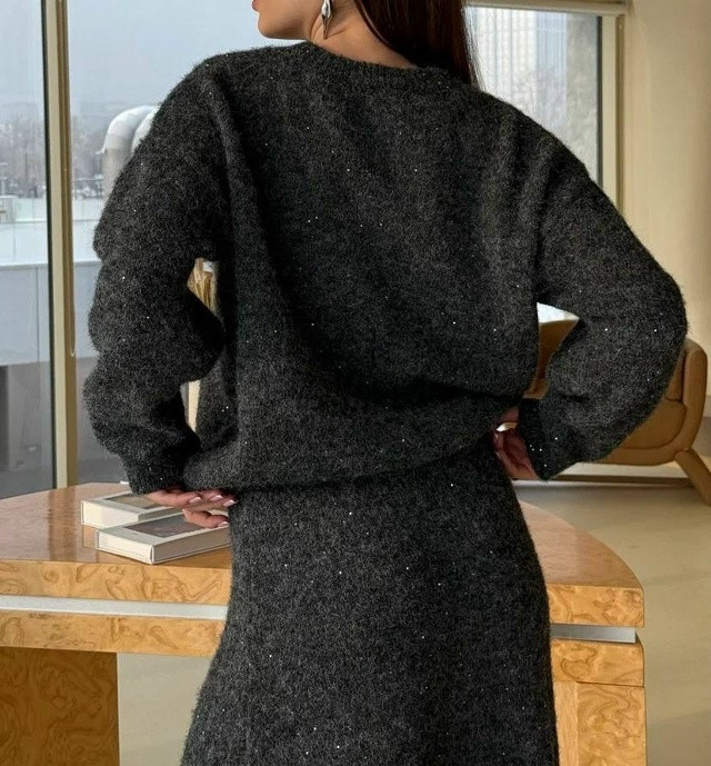 Спортивный женский костюм черный купить в Интернет-магазине Садовод База - цена 5300 руб Садовод интернет-каталог
