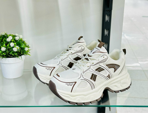 Кроссовки САДОВОД официальный интернет-каталог