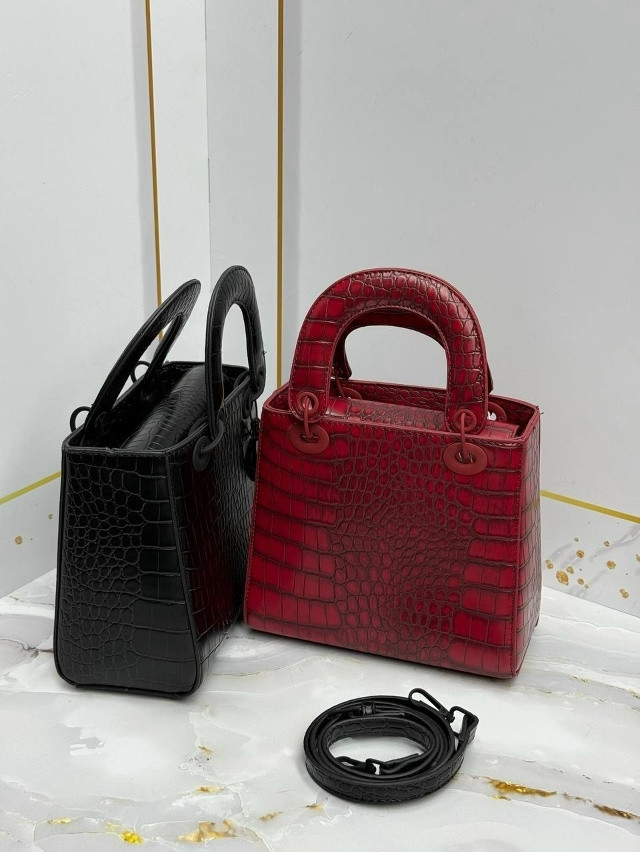 Сумка красная купить в Интернет-магазине Садовод База - цена 1200 руб Садовод интернет-каталог