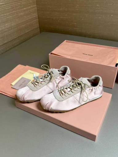Кроссовки САДОВОД официальный интернет-каталог
