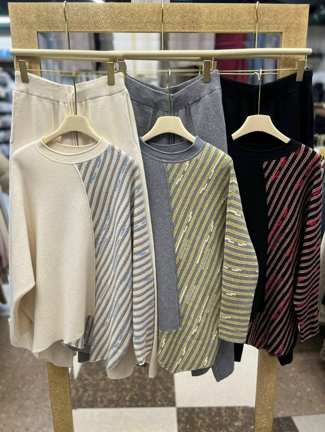 Женский костюм серый купить в Интернет-магазине Садовод База - цена 3900 руб Садовод интернет-каталог