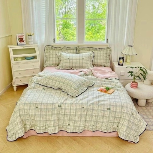 Комплект постельного белья с готовым одеялом из жатой ткани САДОВОД официальный интернет-каталог