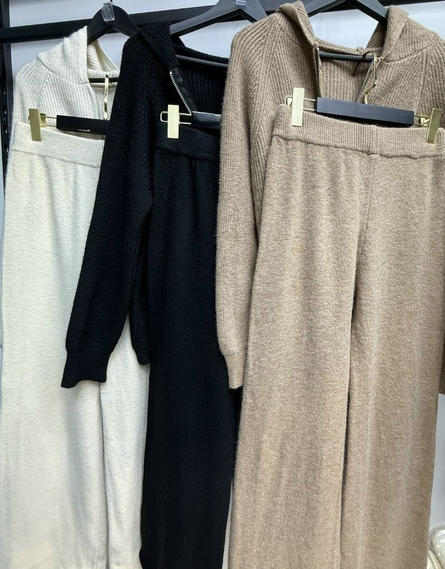 Женский костюм черный купить в Интернет-магазине Садовод База - цена 2500 руб Садовод интернет-каталог