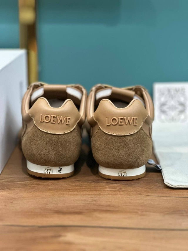 Кроссовки женские коричневые купить в Интернет-магазине Садовод База - цена 13500 руб Садовод интернет-каталог