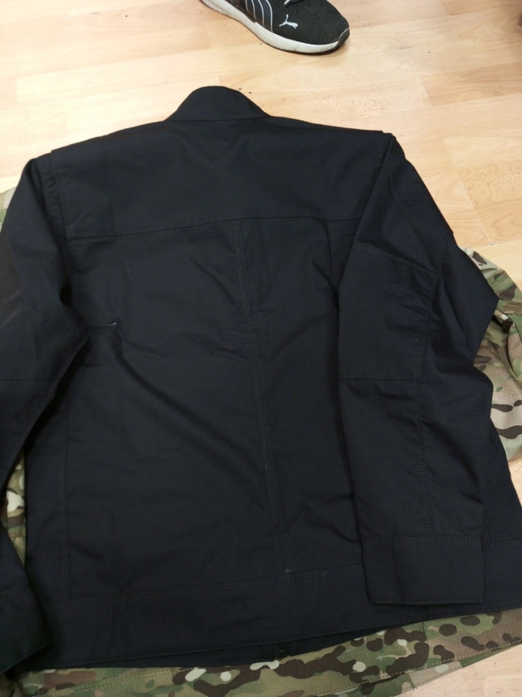 Куртка черная купить в Интернет-магазине Садовод База - цена 3000 руб Садовод интернет-каталог