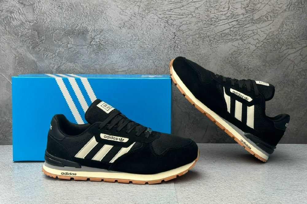 Кроссовки черные