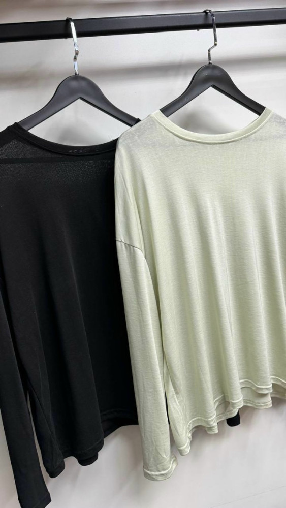 Лонгслив черный