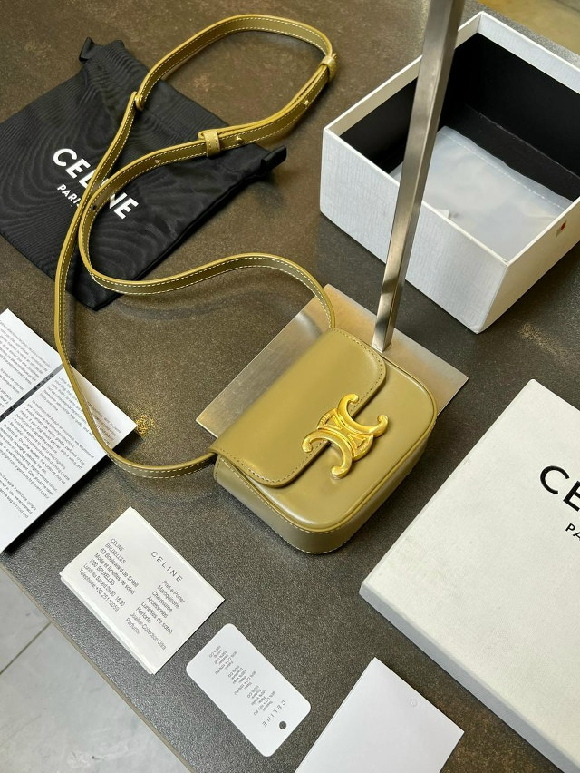 Сумка салатовая купить в Интернет-магазине Садовод База - цена 20000 руб Садовод интернет-каталог